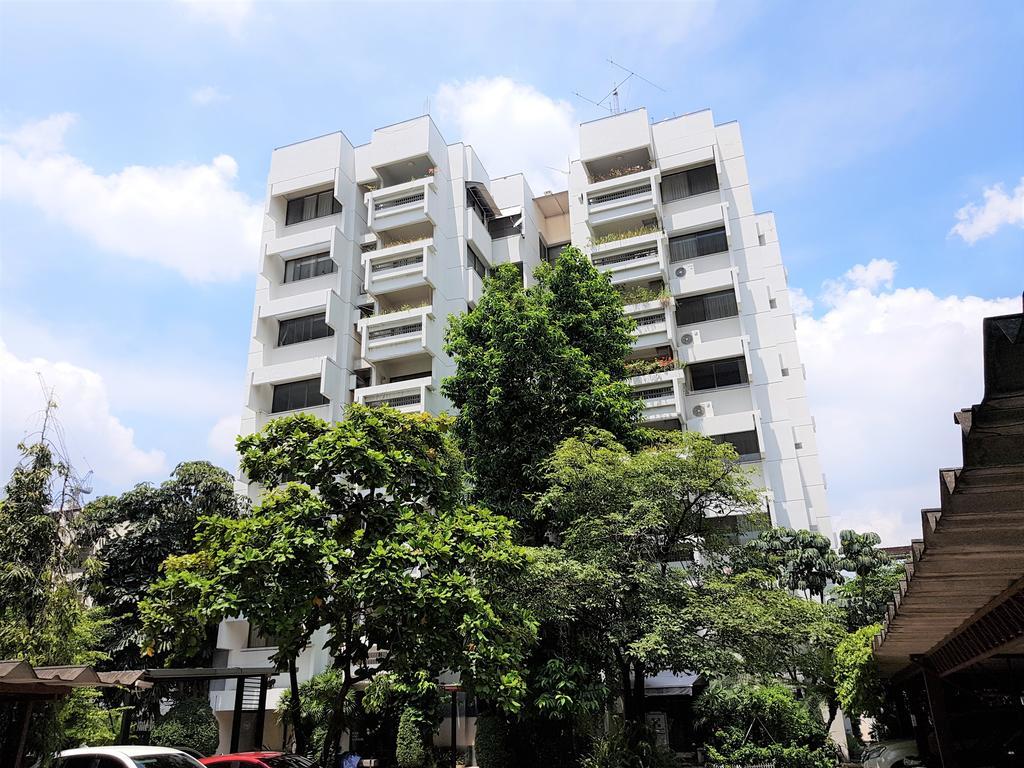 Hotel P.T. Court Bangkok Esterno foto